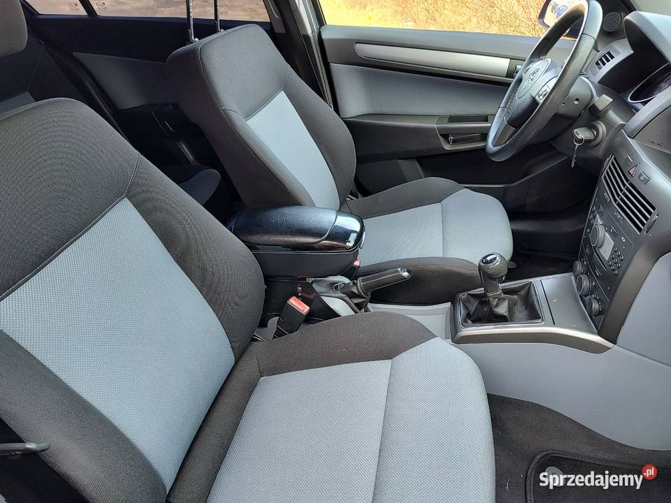 OPEL ASTRA 18 BENZYNA ASR (kontrola trakcji)