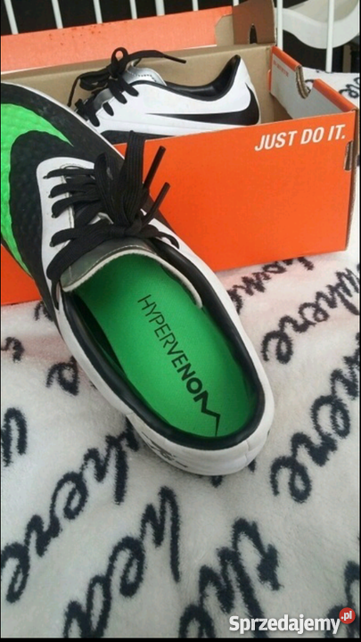 Korki nike hypervenom r39 245 Zator