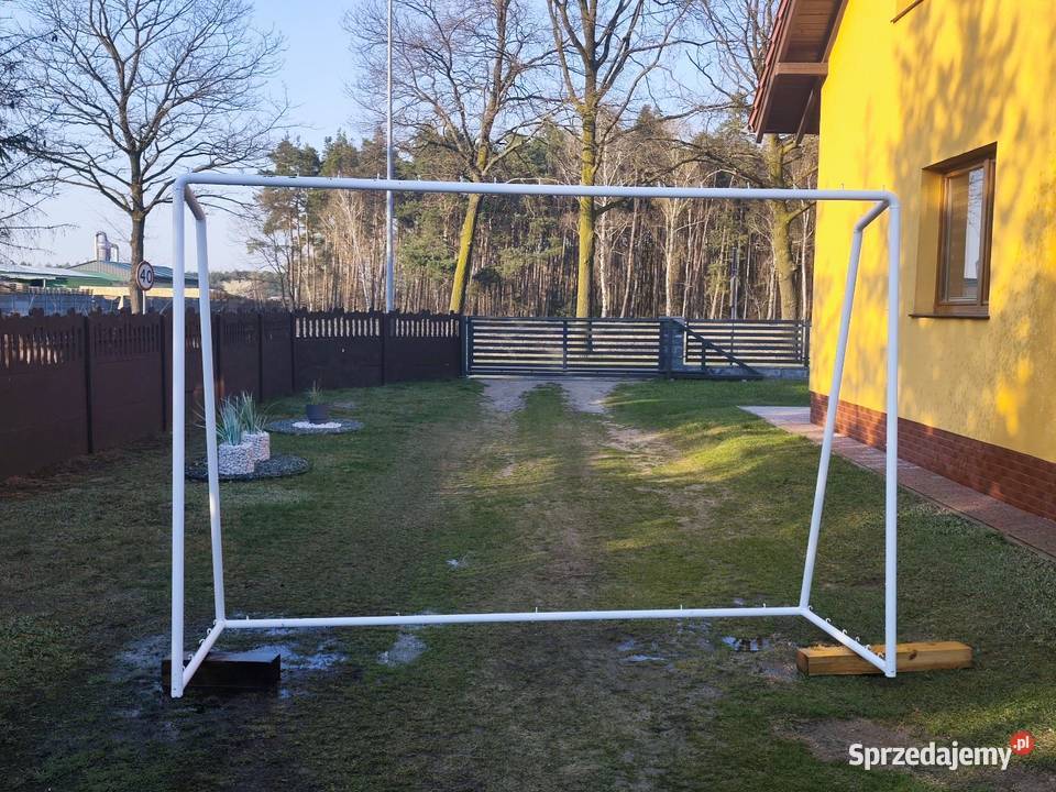 Bramka z siatką Ostrzeszów