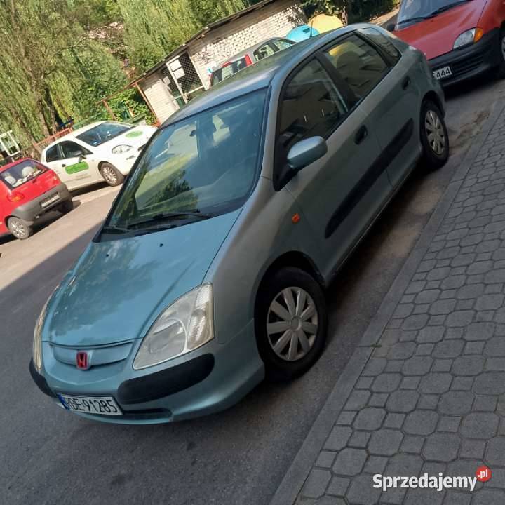 Honda Civic generacja 7 uszkodzony Civic Dębica