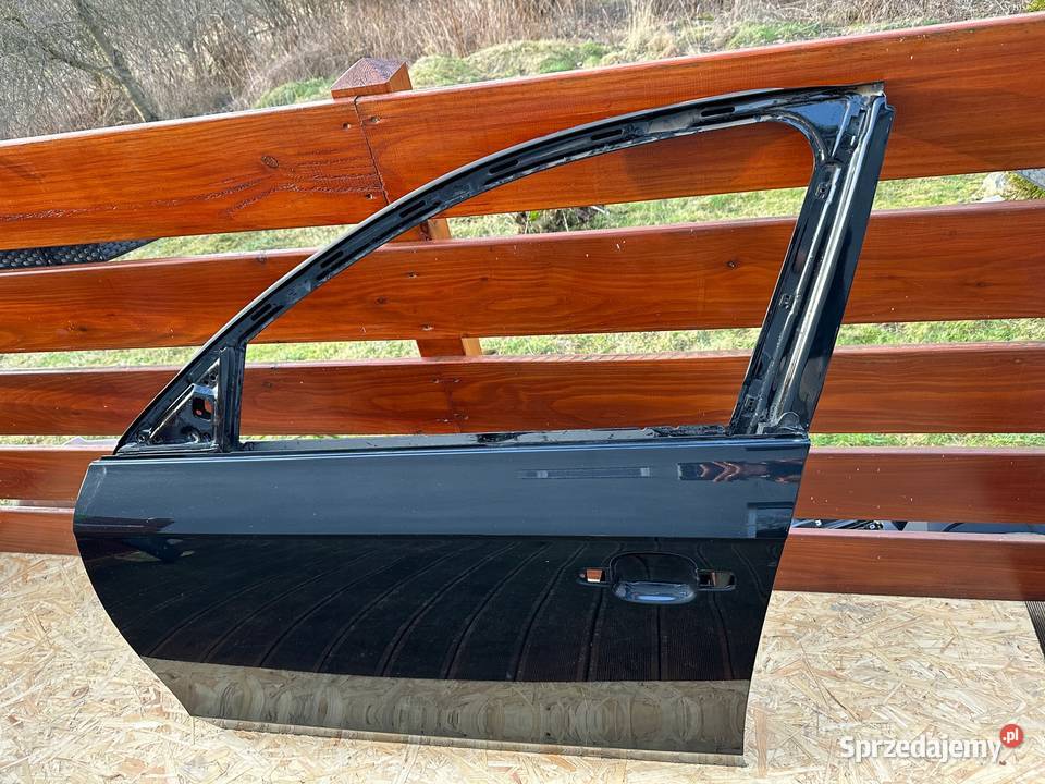 Drzwi przód lewy przednie AUDI A4 B8 0815 czarne Mirsk