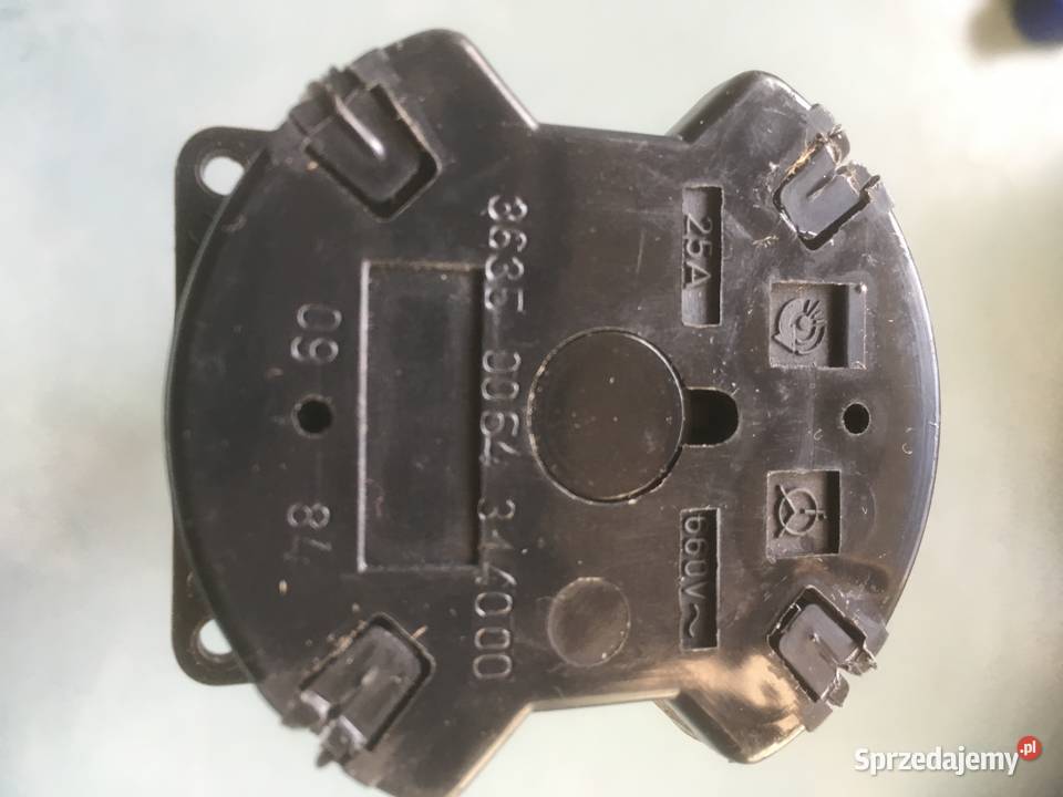 Sprzedam nieużywany łącznik krzywkowy 3 fazowy Kraków