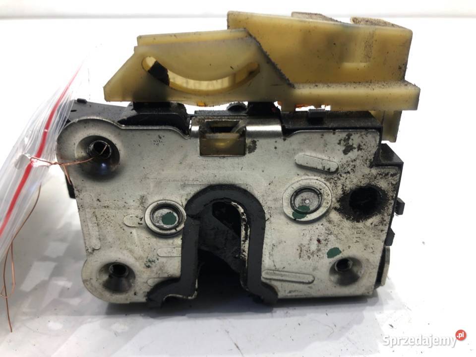 ZAMEK DRZWI LEWY PRZÓD DACIA DOKKER Minivan Motoryzacja