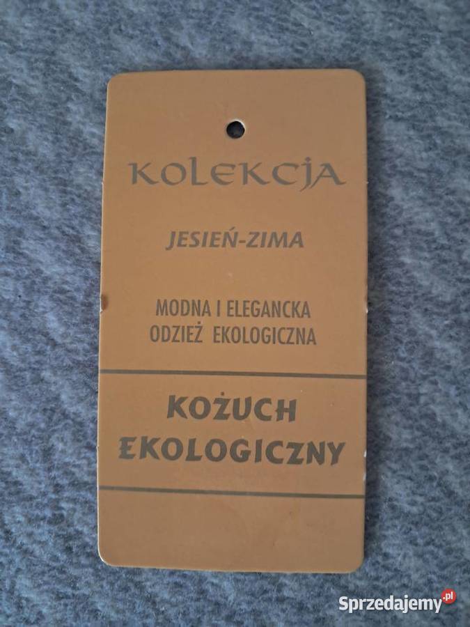 Kożuch damski długi czarny z kapturem 4446 do Kraków