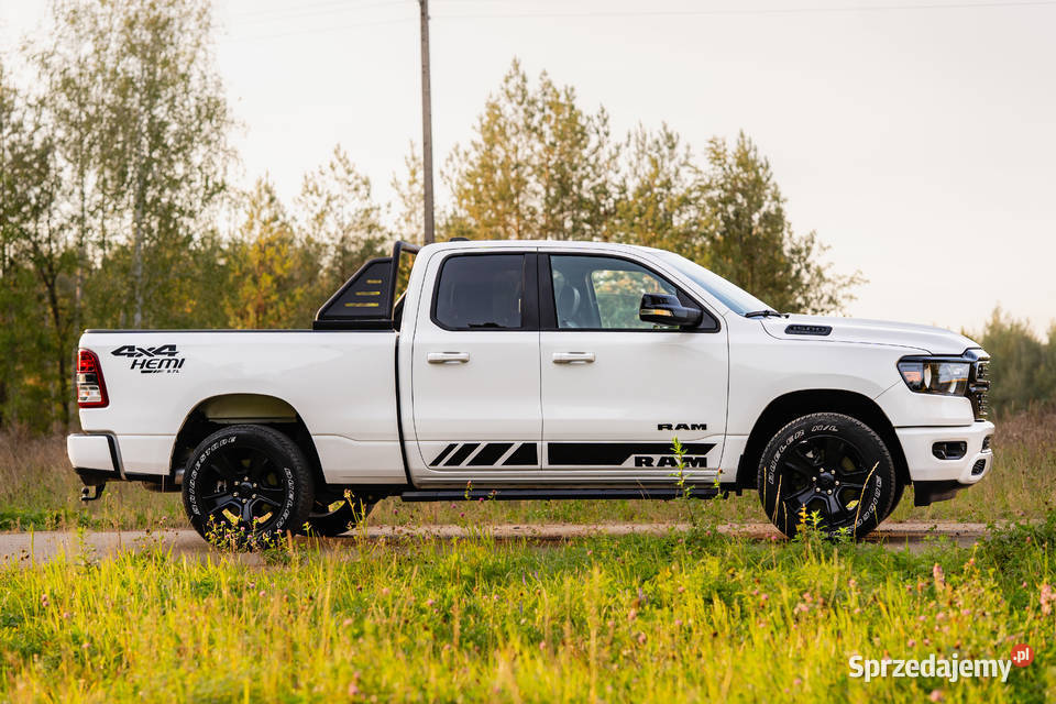 RAM 1500 57 HEMI 4X4 MAŁY PRZEBIEG LPG Pickup podlaskie Łapy sprzedam