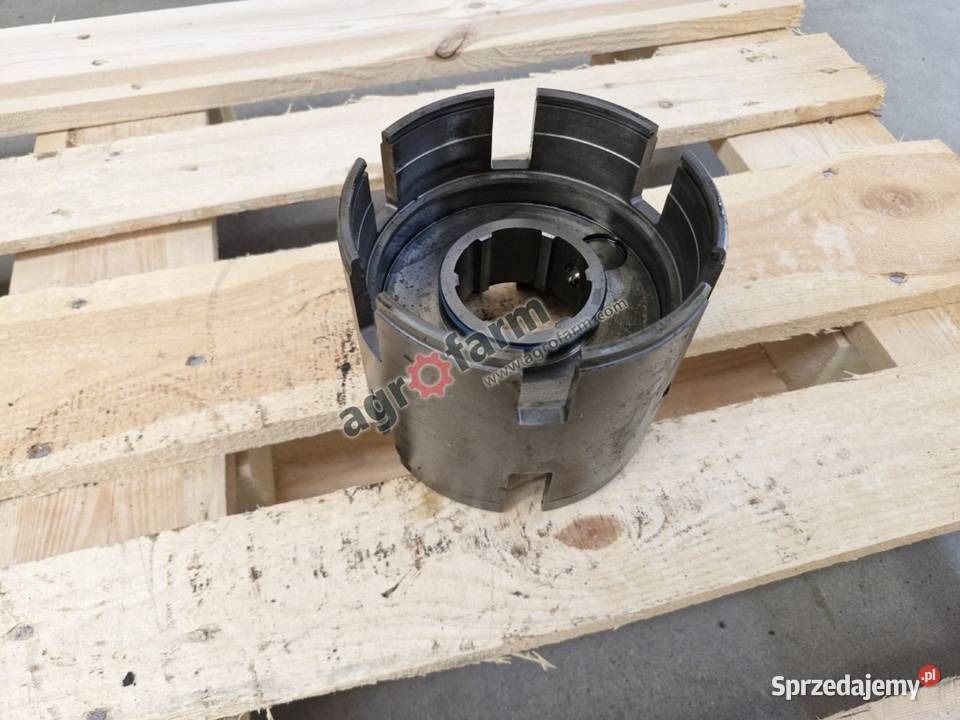 Obudowa sprzęgła Case MX240 MX270 MX285 Byków