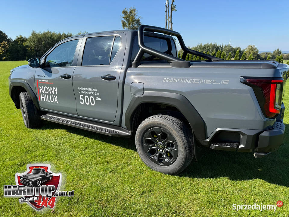 Nowa Toyota Hilux 2026 Zabudowa Roleta Zwijana Pozostałe Pasłęk