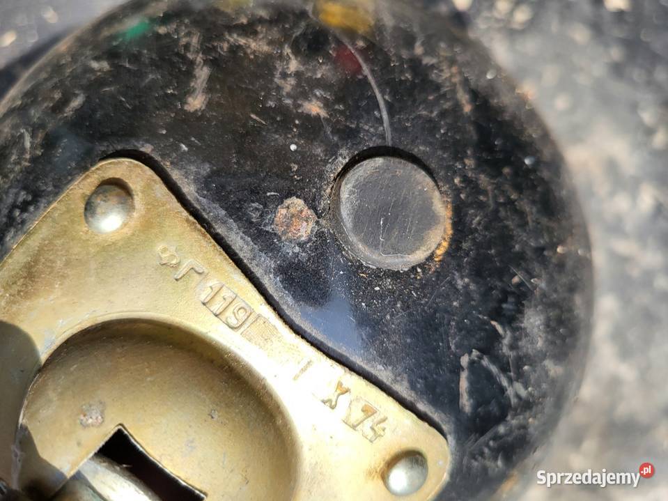 LAMPA PRZÓD HALOGEN ŻÓŁTY Rybnik