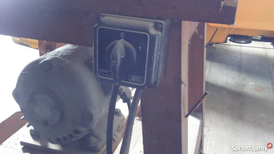 Wyrzynarka Taśmowa do drewna Czeszów