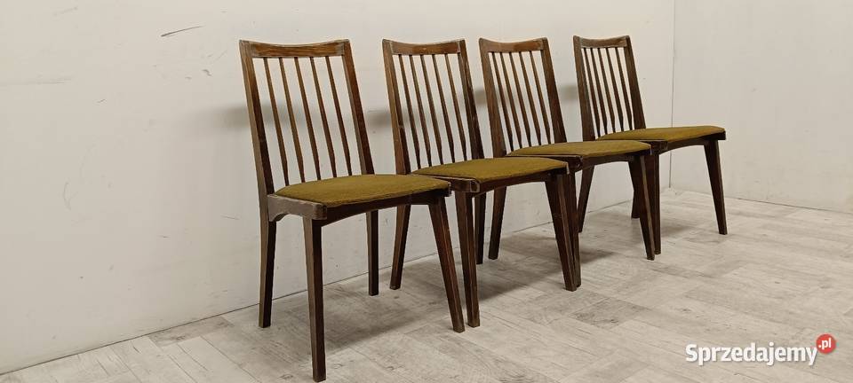 krzesło krzesła model Hałas 200157 vintage stare Radomsko