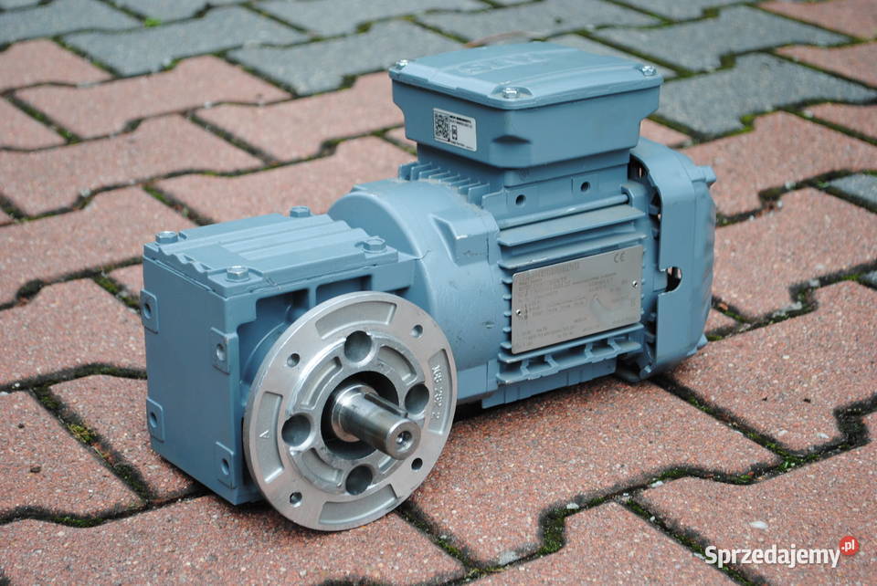 Motoreduktor kątowy 025kw 72obrmin FIRMY SEW Kargowa