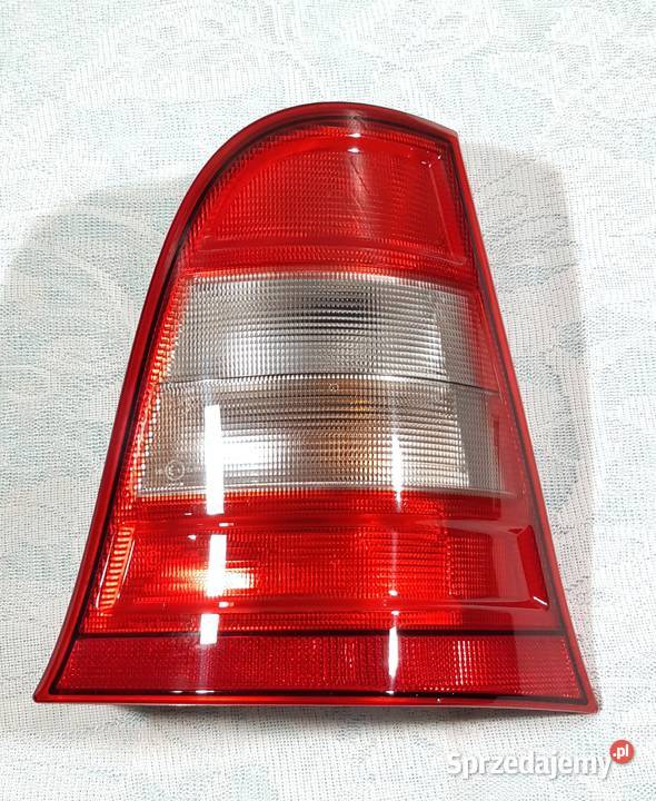 LAMPA PRAWY TYŁ MERCEDES AKLASA W168 A1688200664 Motoryzacja