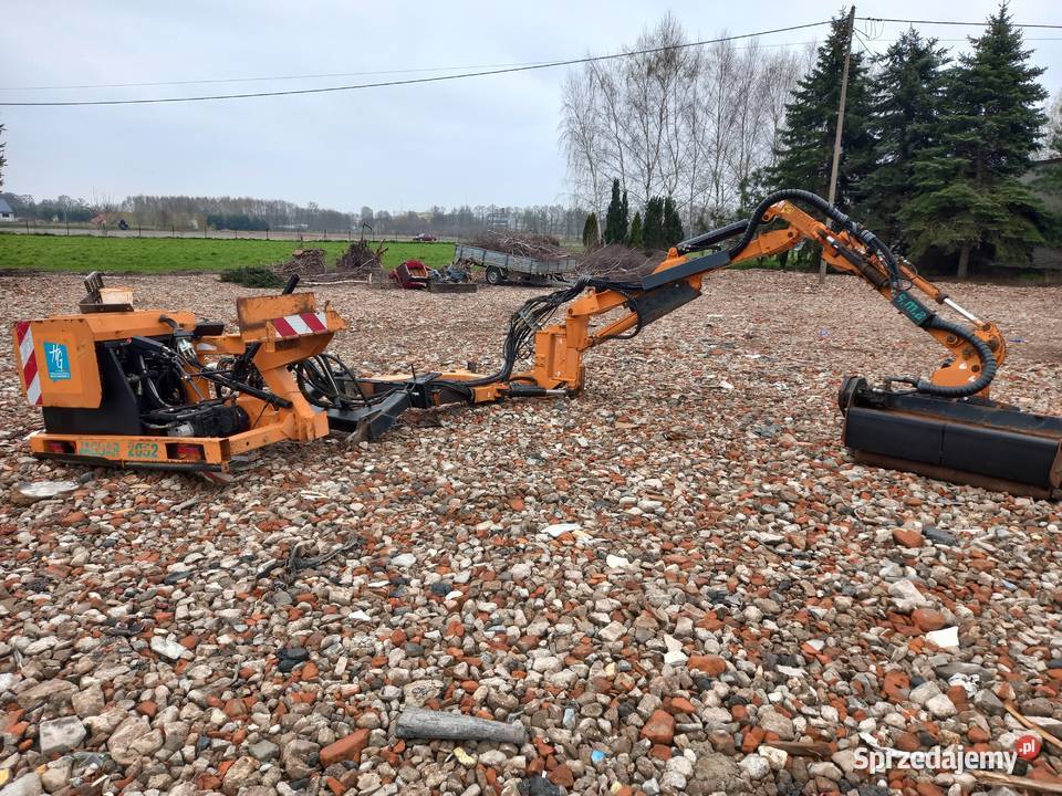 Kosiarka wysięgnikowa bijakowa do koszenia Turek