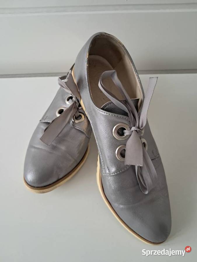 Buty damskie półbuty srebrne Aga But do Kraków