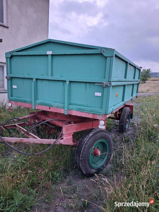 Przyczepa d47 nieuszkodzony