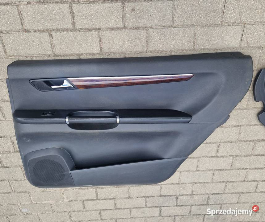 MERCEDES W251 R KLASA LONG boczek boczki na Tapicerki samochodowe sprzedam