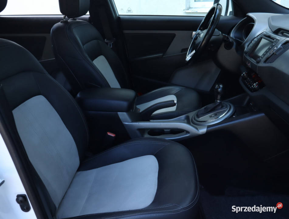 Kia Sportage 20 CRDi hak Piaseczno