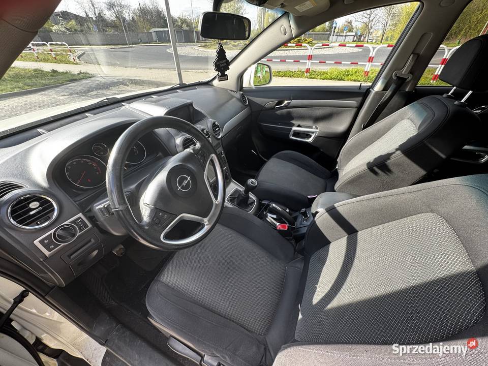 Opel Antara suv 4x4 24 benzyna okazja łódzkie Tomaszów Mazowiecki