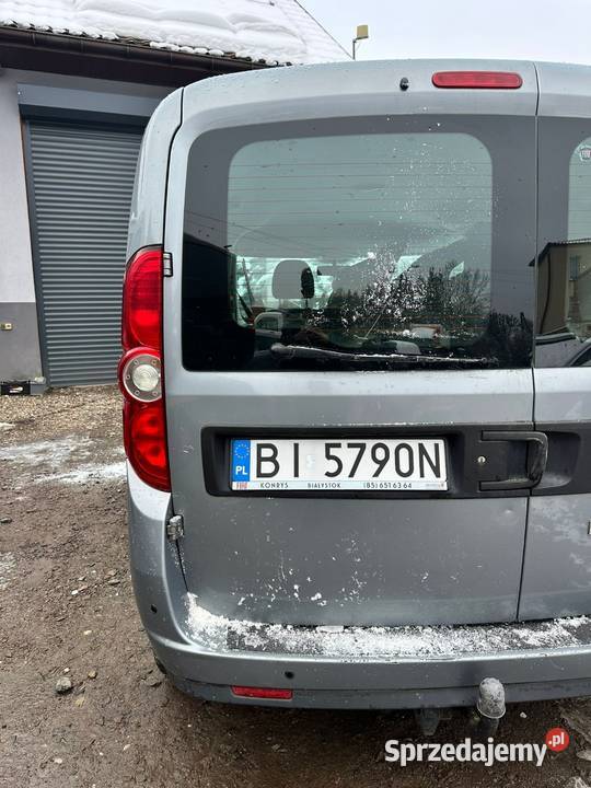 Drzwi tylne skrzydełko we doblo 2 combo d kolor Drzwi Łazy