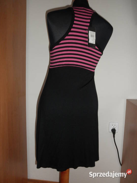 Sukienka firmy Rinascimento Gdańsk