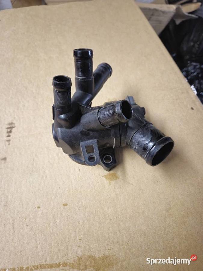 Renault Nissan obudowa termostatu 110617250R osobowe dolnośląskie Jelenia Góra