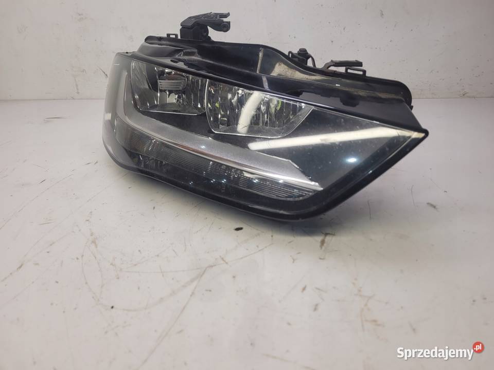 REFLEKTOR PRAWY PRZÓD AUDI A4 B8 LIFT