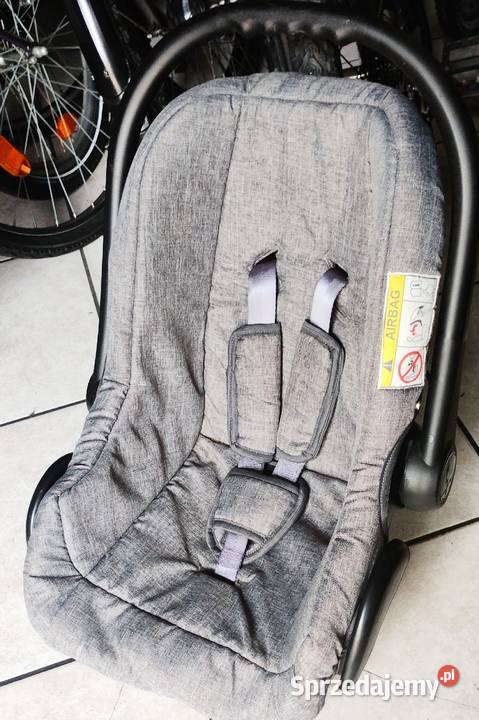 Fotelik samochodowy nosidełko Niemiecki Akcesoria kujawsko-pomorskie Wąbrzeźno
