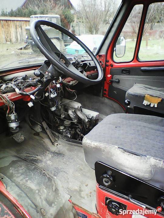 Mercedes 208 d Kaczka Mercedes Benz Wysoki Długi 79KM