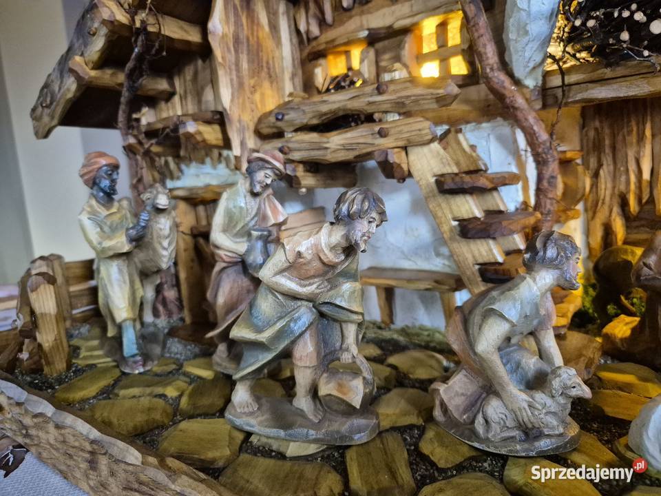 Duża szopka Bożonarodzeniowa z figurami Żywiec