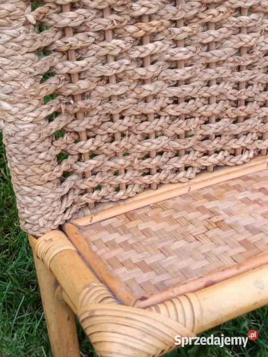 Lustro w bambusowej ramie z rattanową półką
