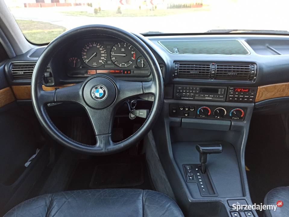 sprzedam BMW E32 735i 1986r automat oryginalny sprzedam