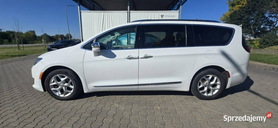 Chrysler Pacifica sprzedam