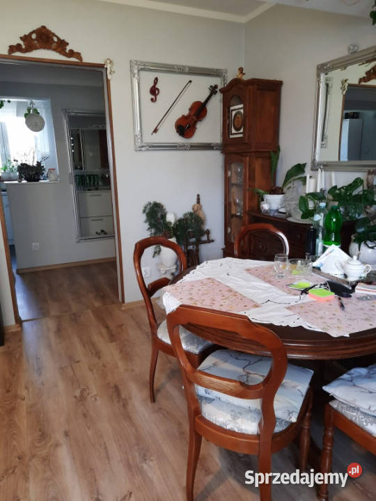 Sprzedam klimatyczne mieszkanie 53m2 Sprzedaż Nieruchomości pomorskie