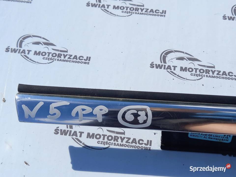 AUDI Q5 8R listwa zgarniająca prawa przód Kielce