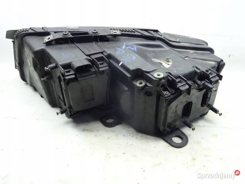 AUDI A8 D3 LAMPA PRZOD PRZEDNIA XENON PRAWA osobowe Przemęt