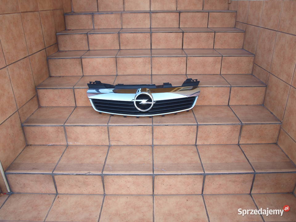 Opel Zafira B grill chrom atrapa przód 2005 osobowe Kalisz