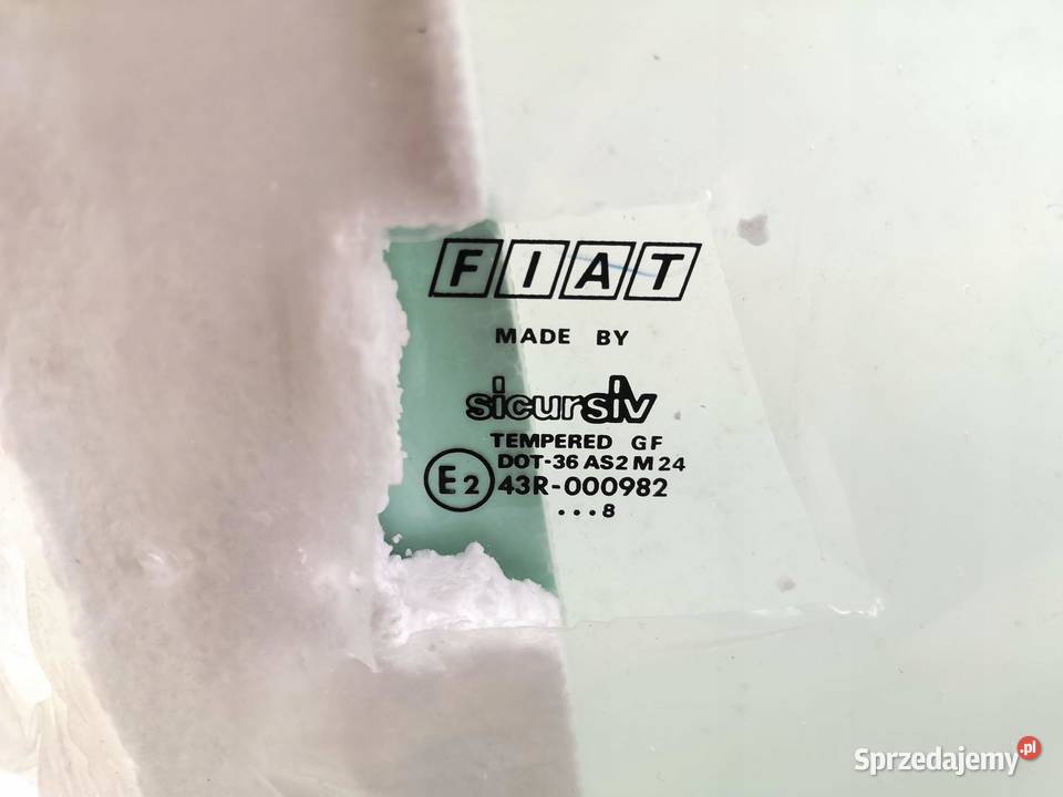 SZYBA DRZWI PRAWYCH FIAT PUNTO CABRIO 9400 ORI Karoseria