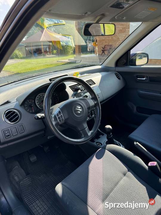 Suzuki swift 13 benzyna Boreczek sprzedam