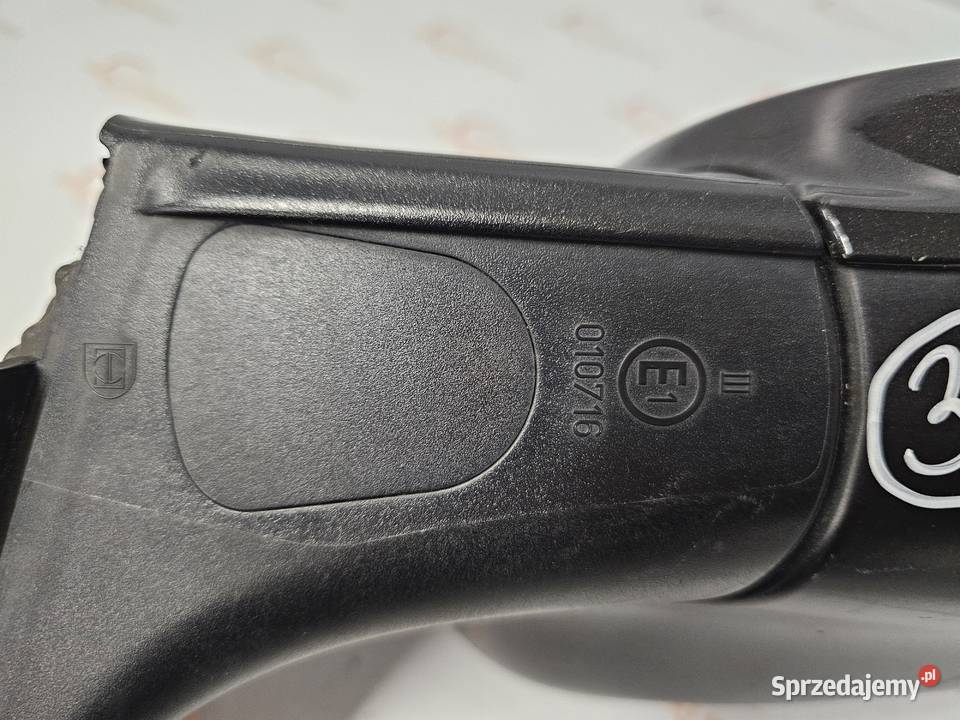 CAYENNE I 7L5 12r lusterko prawe 6pin czarne Kielce