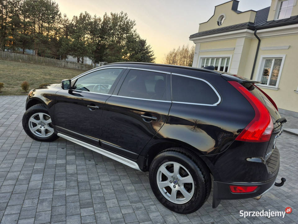 Volvo XC 60 24 dizel 5 cilindry automat skóra podgrzewane fotele