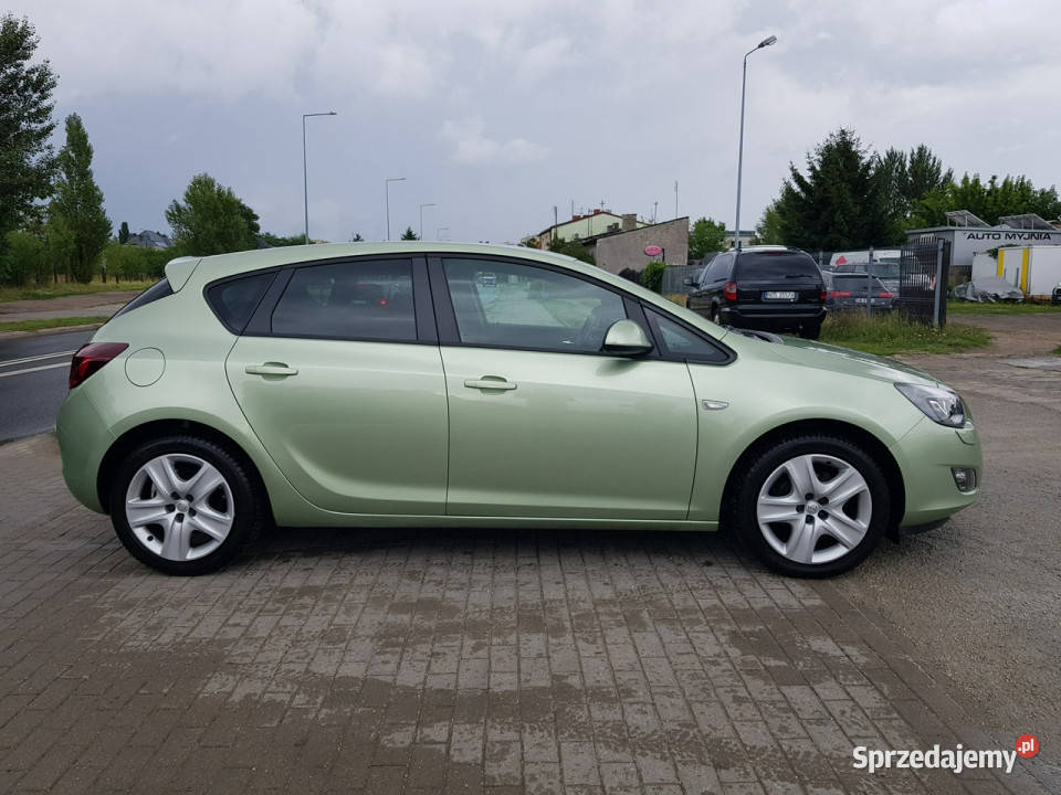 Opel Astra 14 Turbo Benzyna Nawigacja Xenon gniazdo AUX Włocławek
