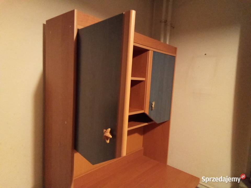 Biurko szkolne z morskimi elementami