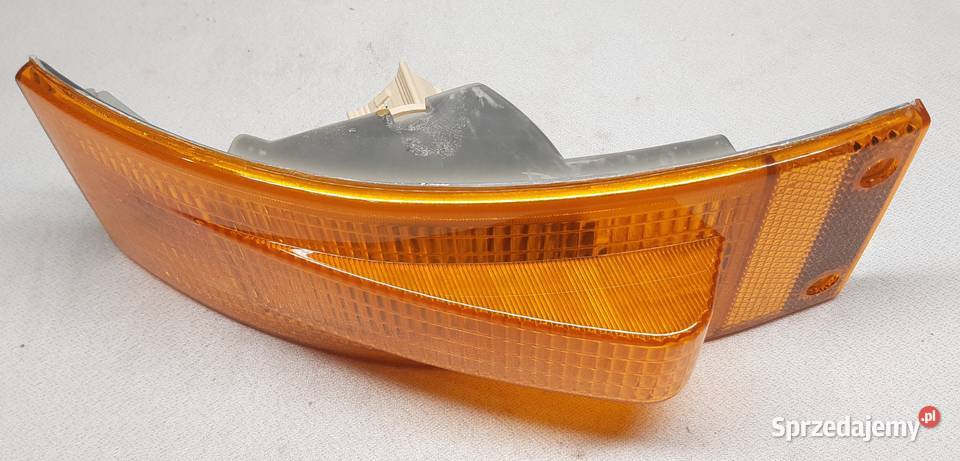 LAMPA KIERUNKU KIERUNKOWSKAZ VOLVO FM FH Oświetlenie Mielęcin