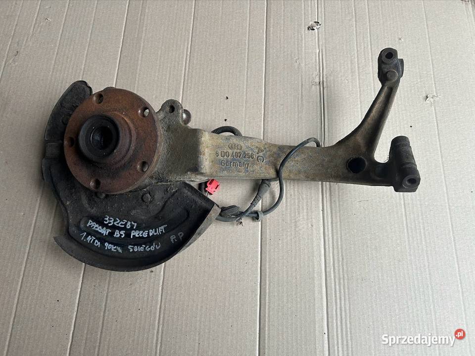 Zwrotnica prawy przód Passat b5 19tdi osobowe