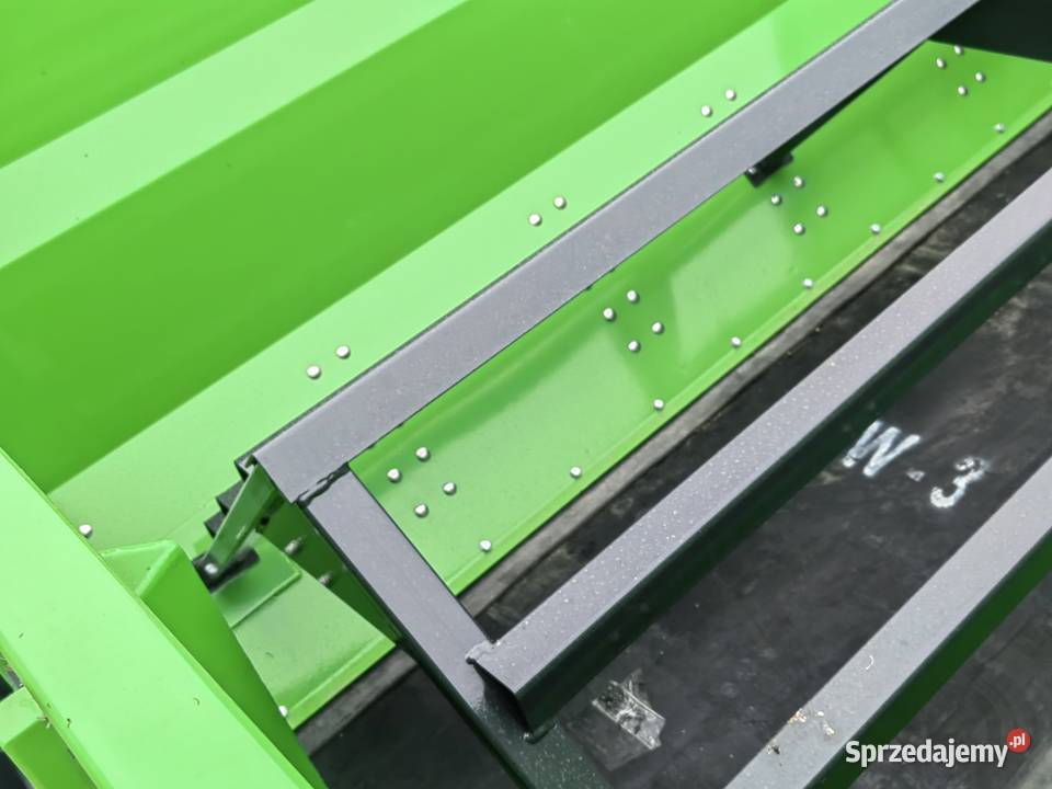 Rozsiewacz do wapnanawozu LANGRENRCWwapniarka Żółkiewka-Osada sprzedam