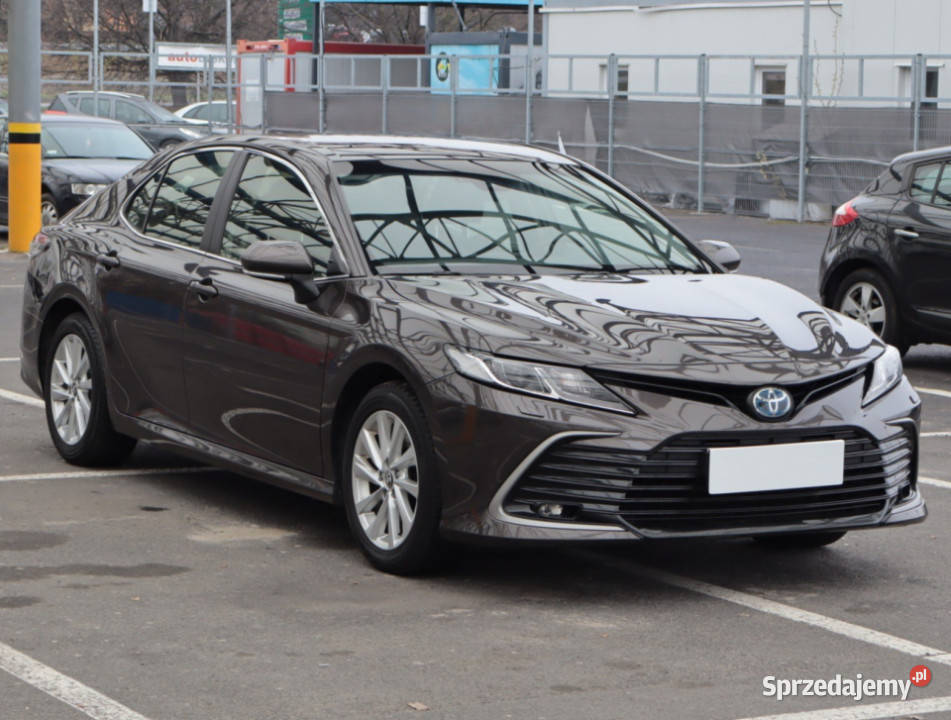Toyota Camry 25 Hybrid asystent pasa ruchu Lublin