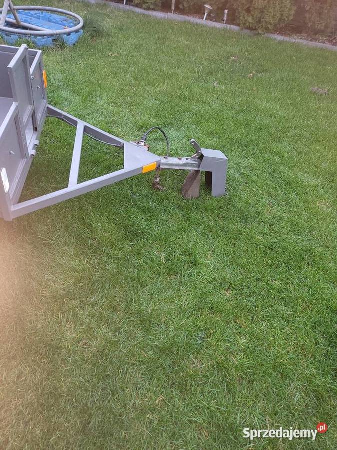 Przyczepka sam zarejestrowana i ubezpieczona 750kg