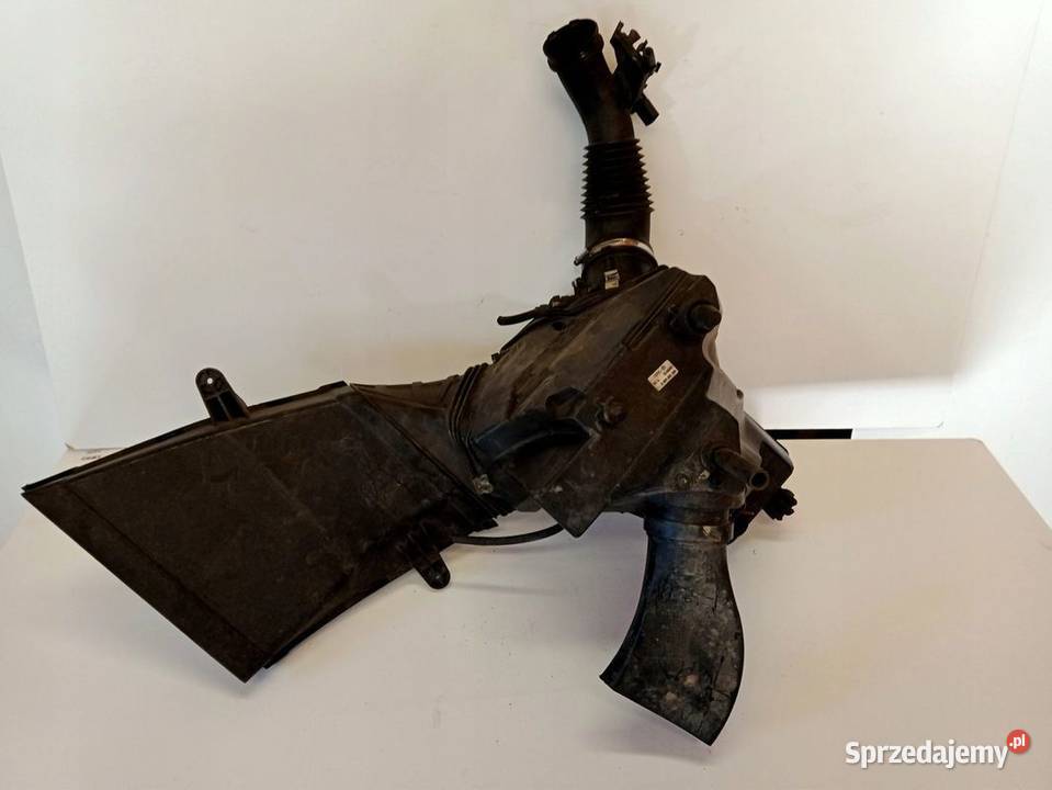 OBUDOWA FILTRA AUDI A4 A5 Q5 8K0133837B 30 TDI