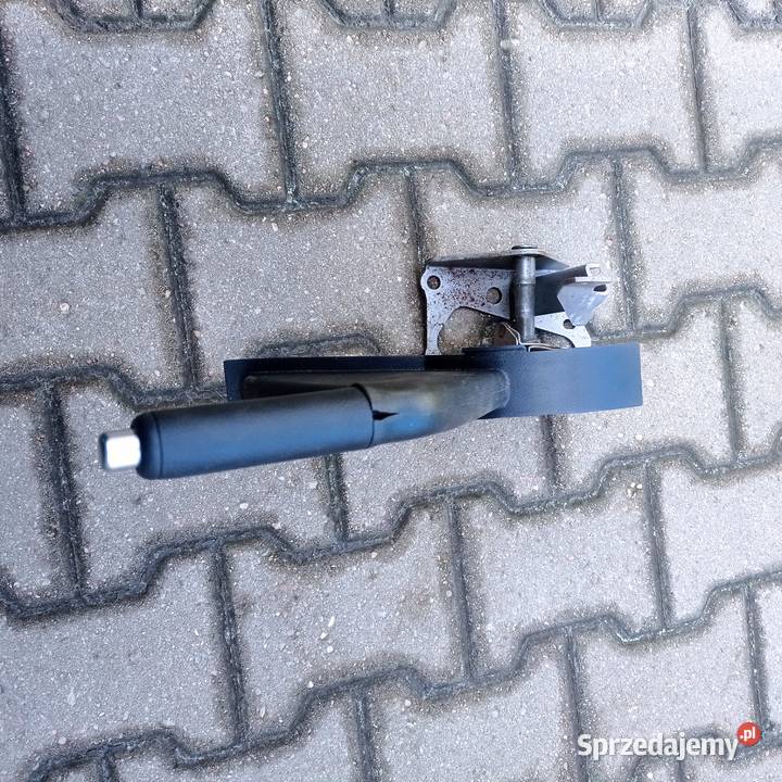 NAKŁADKA HAMULCA RĘCZNEGO MAZDA 3 BL 0913