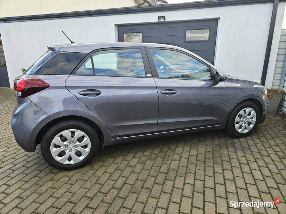 Hyundai i20 12 75 benzyna NOWY bezwypadek i20 Gdynia sprzedam